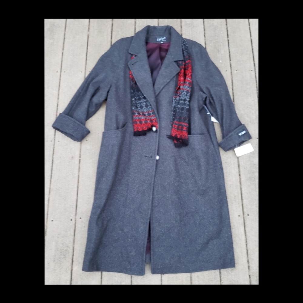 Lady Suzette wool coat